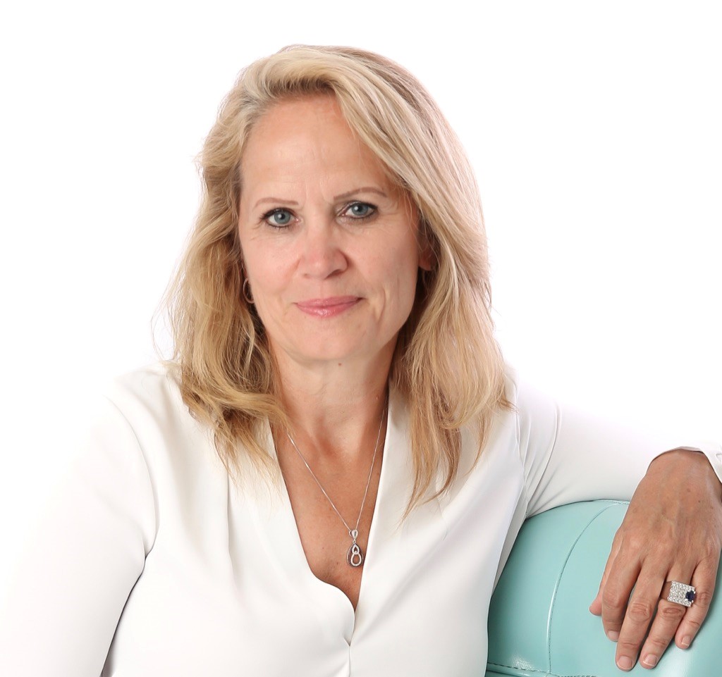 Ms Lori Berard